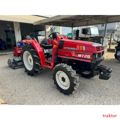 Mitsubishi '08 MT 26